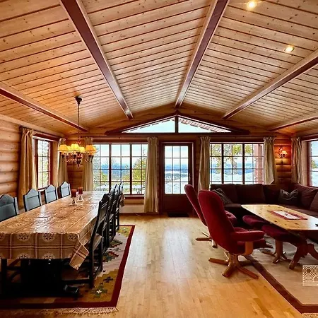 別荘 Large With Sjusjoens View, Sauna And In Out *