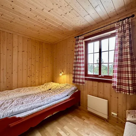 Large With Sjusjoens View, Sauna And In Out 別荘