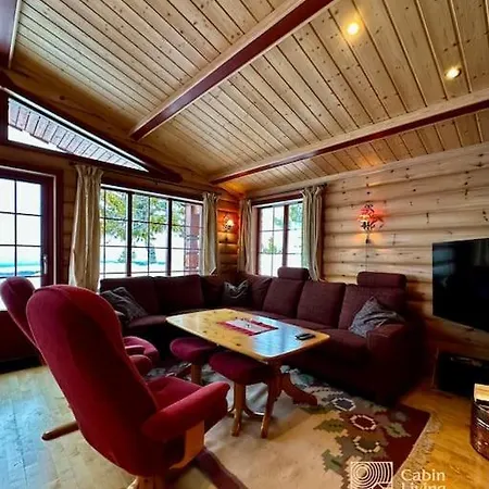 Large With Sjusjoens View, Sauna And In Out Sjusjøen