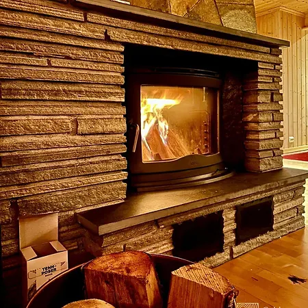 度假居 Large With Sjusjoens View, Sauna And In Out